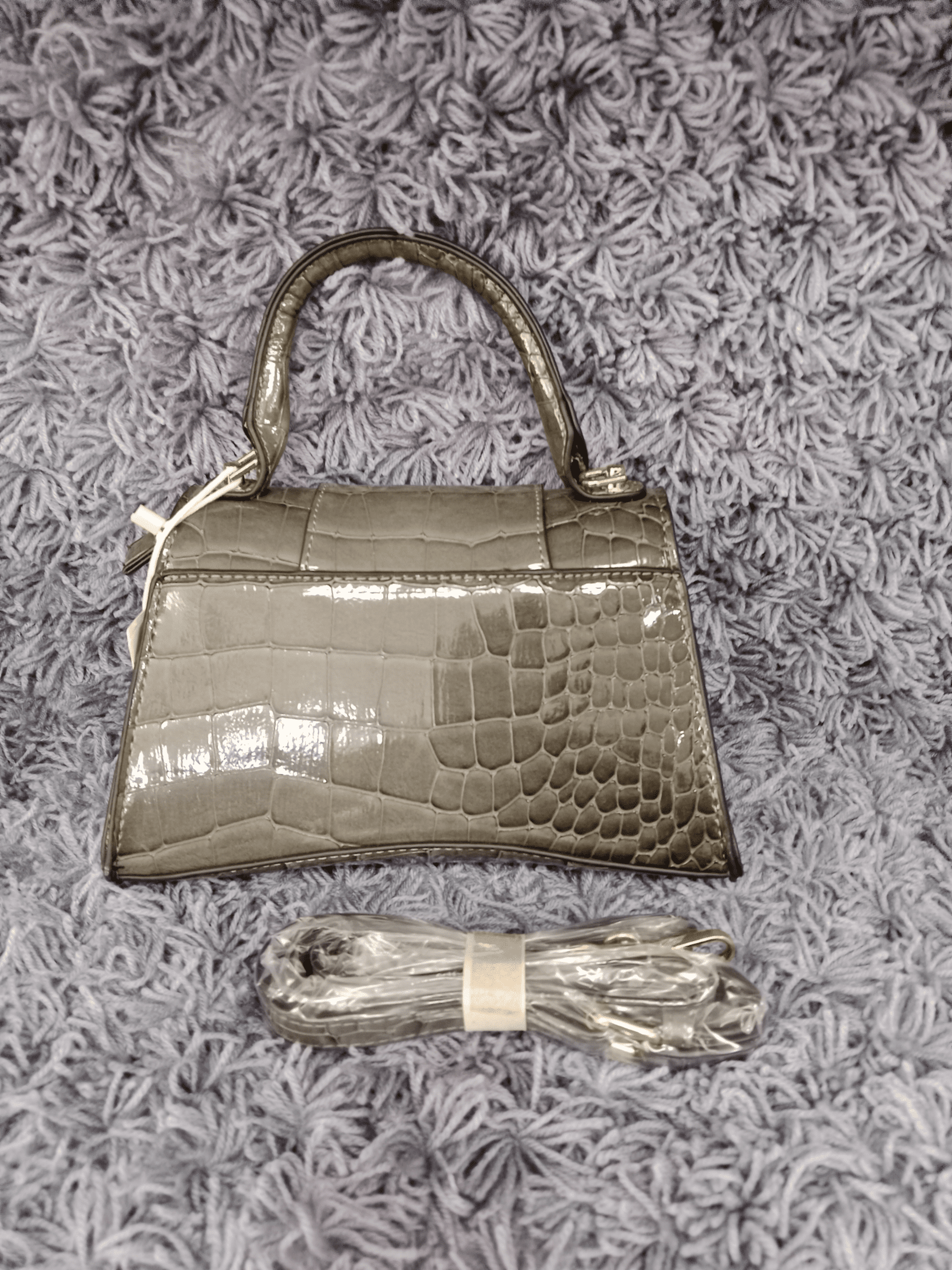 BOLSO DE MANO O BANDOLERA - 2