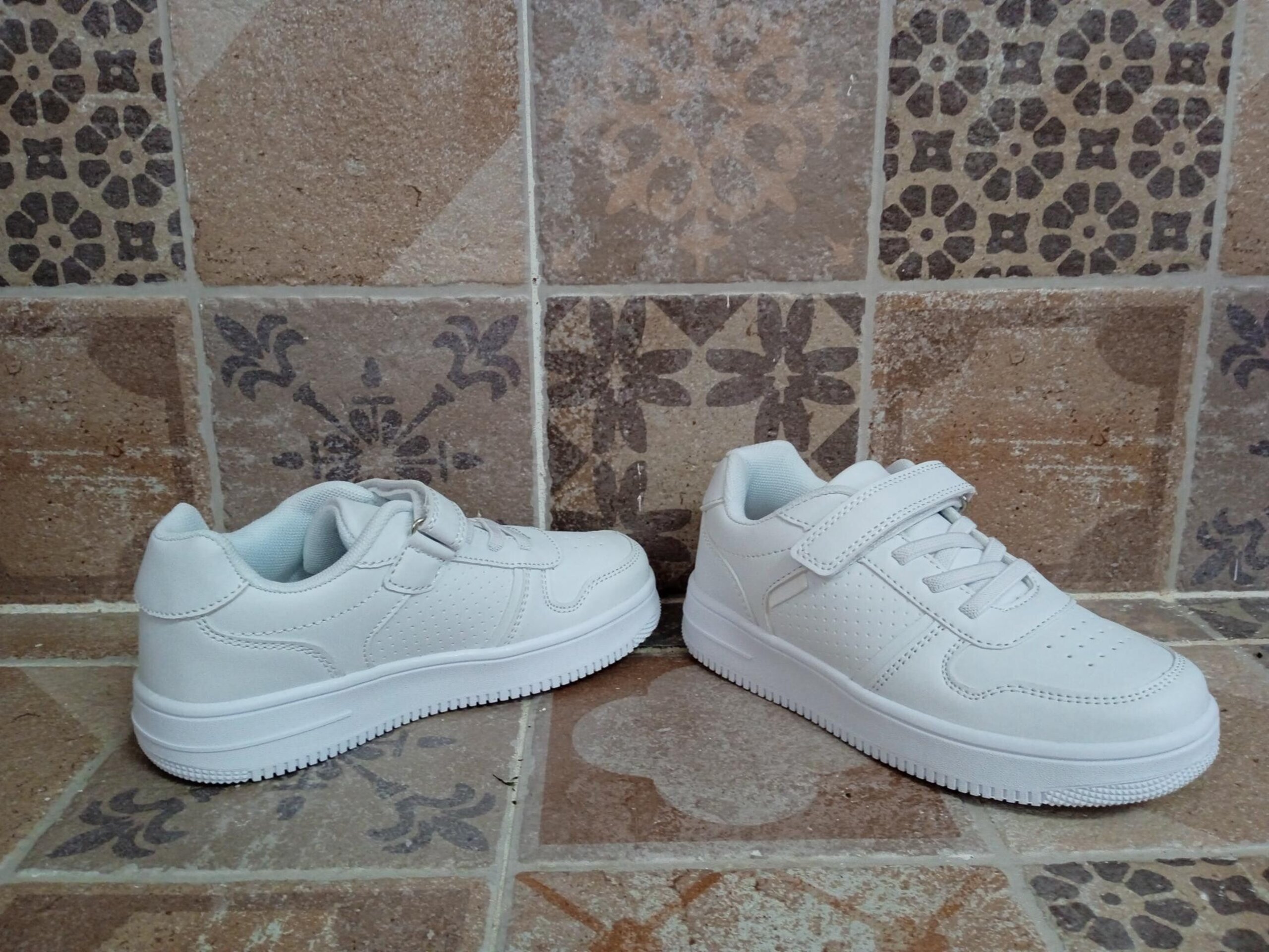 Deportivas unisex velcro - 3