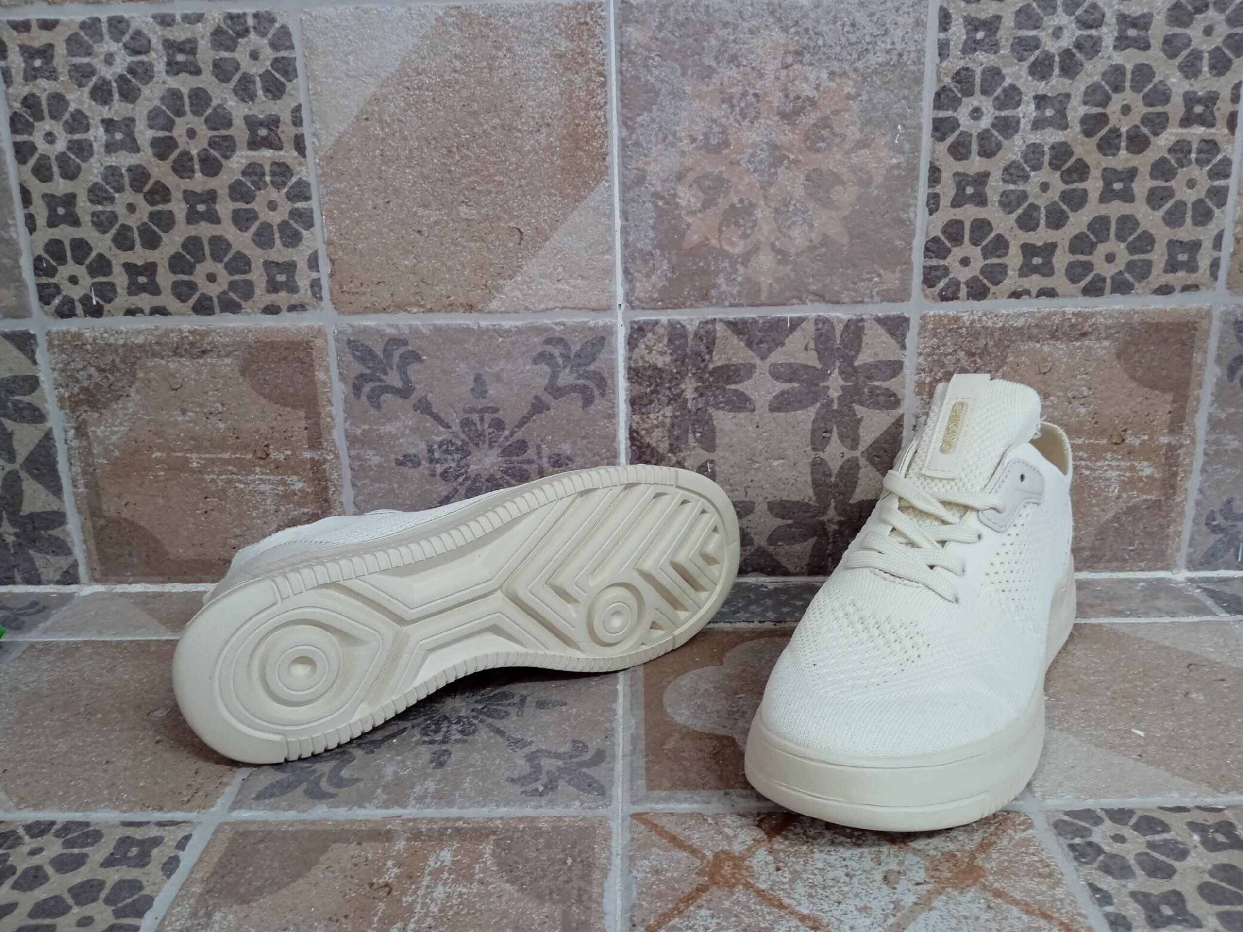 Deportivas mujer caladas - 6