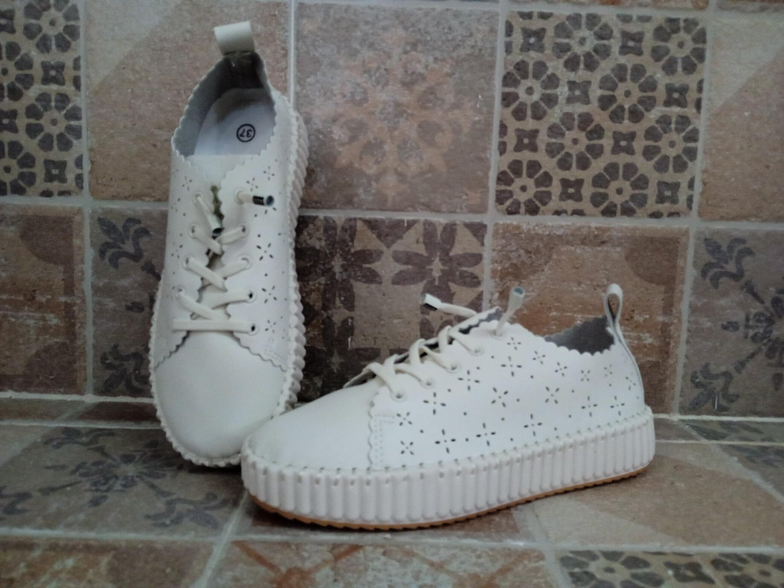 Deportiva calada - 1