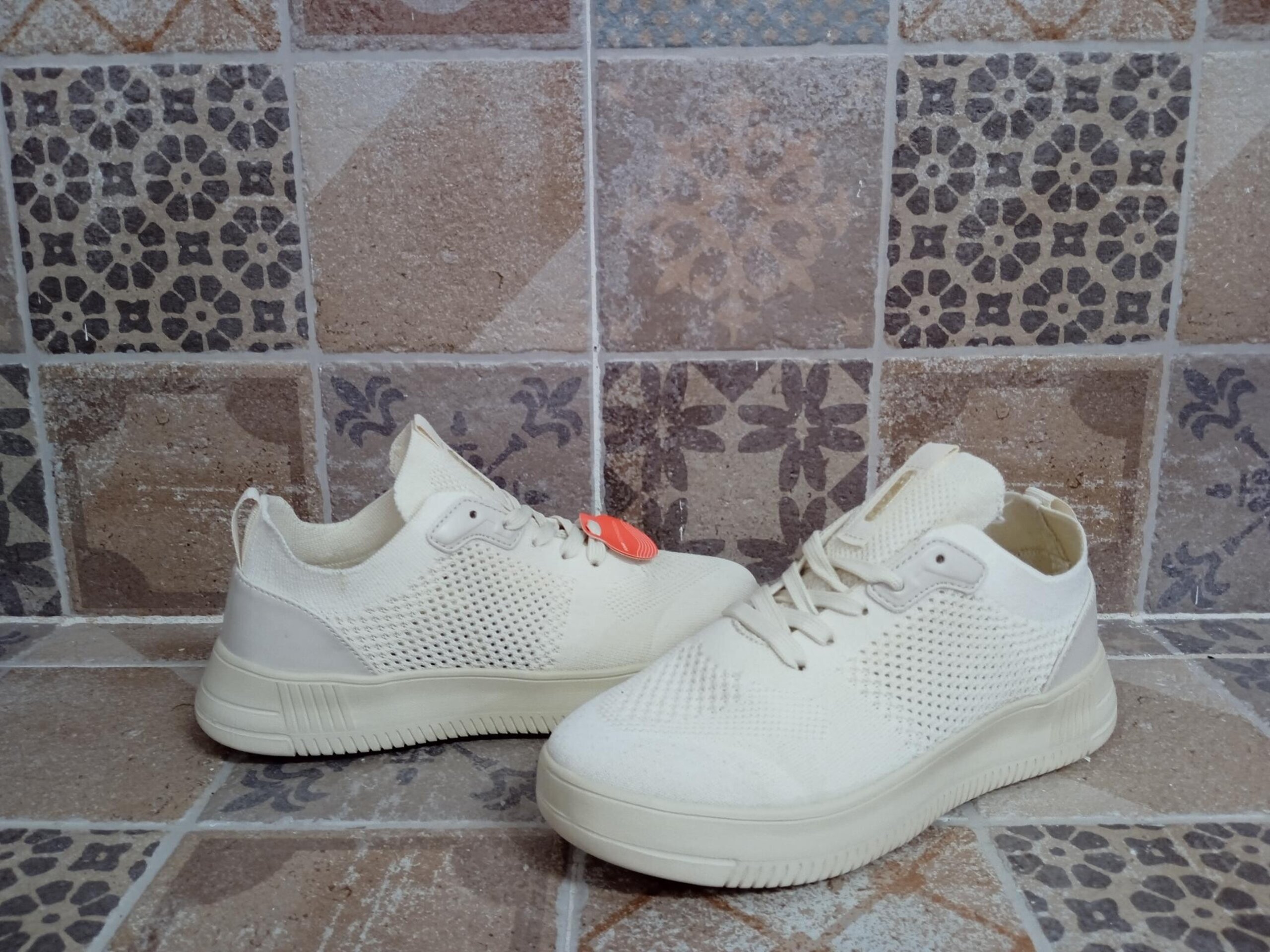 Deportivas mujer caladas - 2