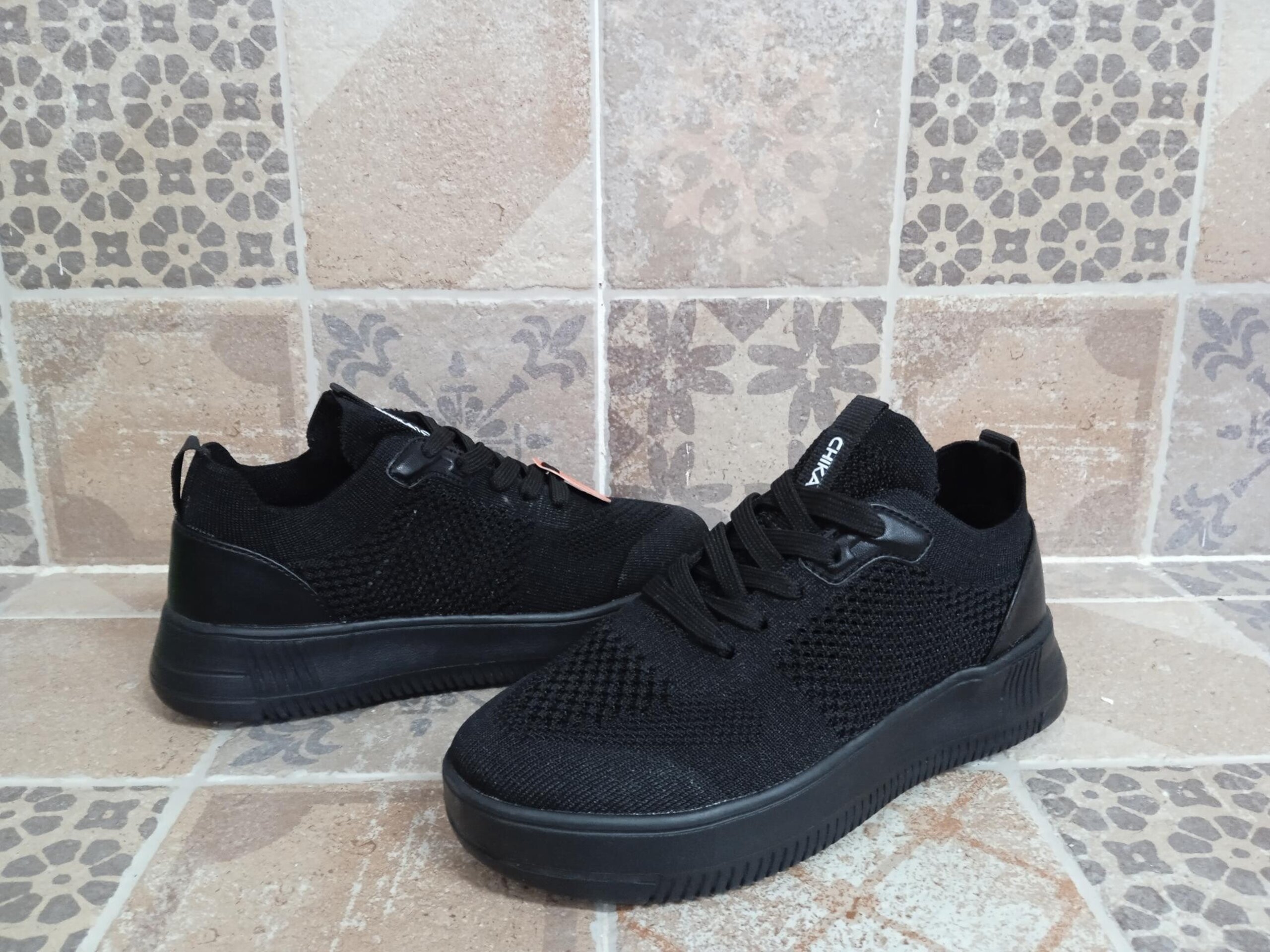 Deportivas mujer caladas - 3